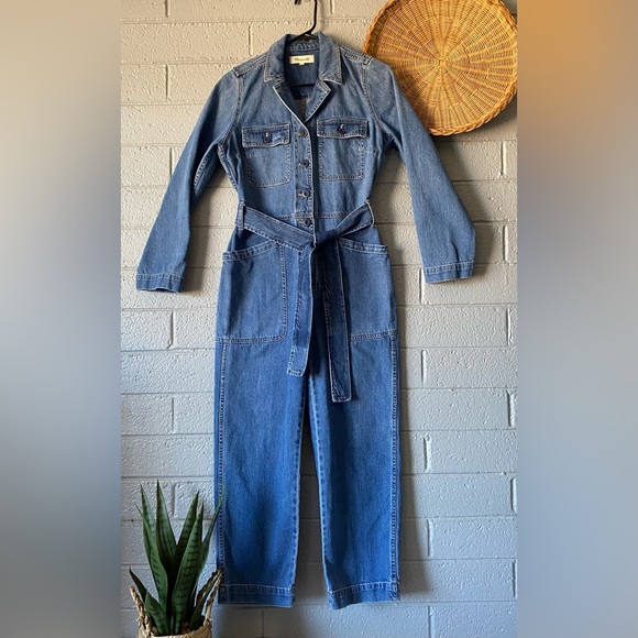 Madewell Denim Tie-Waist Jumpsuit In Claireville Wash - Picture 3 of 11